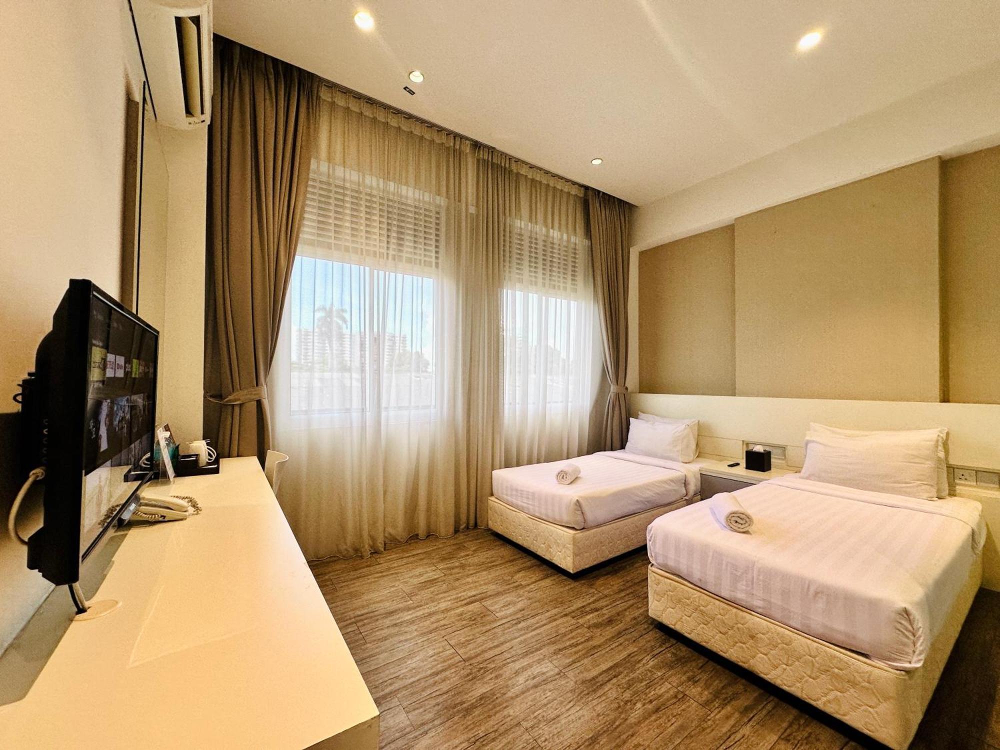C Y C Heritage Hotel Джорджтаун Экстерьер фото